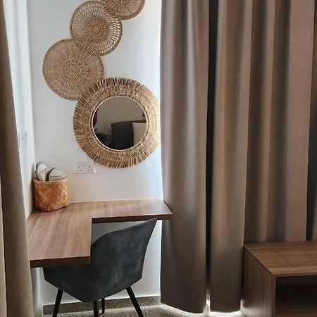 Adamandri - Prime Location Apartment