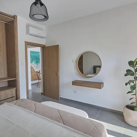Adamandri - Prime Location Apartment