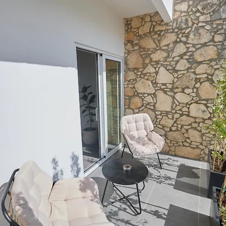 Adamandri - Prime Location *