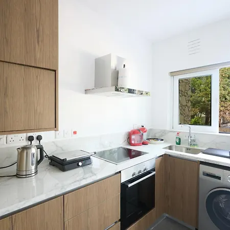 Adamandri - Prime Location Apartment