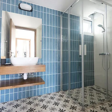 Adamandri - Prime Location Apartment