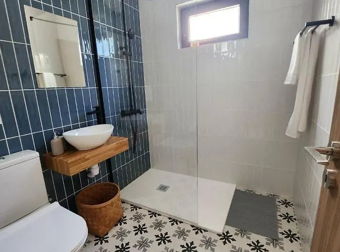 Adamandri - Prime Location アパート アヤナパ