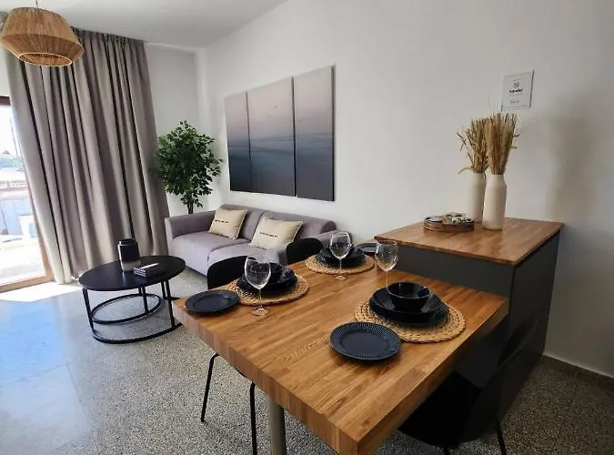 Adamandri - Prime Location